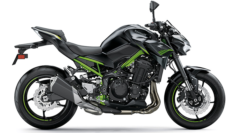 Z900 (2020) : Metallic Spark Black / Metallic Flat Spark Black (2021)