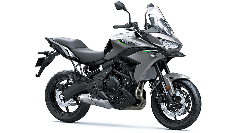 Versys 650 : Metallic graphite gray / metallic spark black (2026)