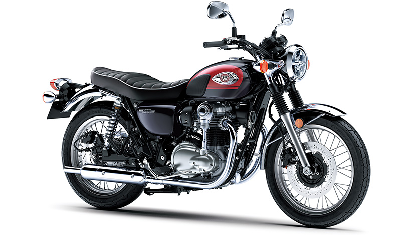 W800 : Metallic Diablo Black / Metallic Imperial Red (2024)