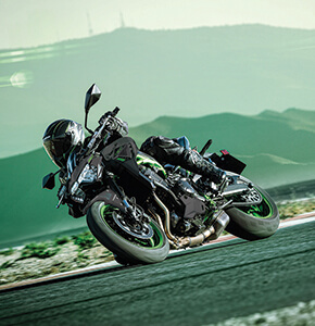 Z900